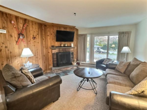 Bearfoot - Shuttle or Walk to Ski, Pool, Hot Tub